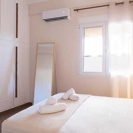 Luxury Apartment With Jacuzzi Close To Acropolis - Living Stone Zircon Афины Экстерьер фото