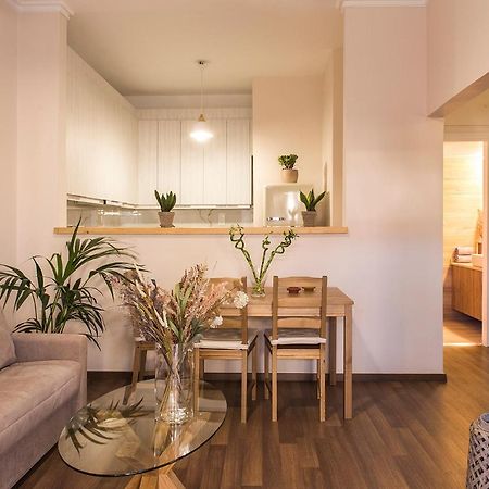 Luxury Apartment With Jacuzzi Close To Acropolis - Living Stone Zircon Афины Экстерьер фото